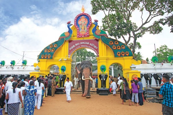 கதிர்காமம் முருகன் ஆலய ஆடிவேல் திருவிழா...! உகந்தை காட்டுப்பாதை  திறப்பு...! 