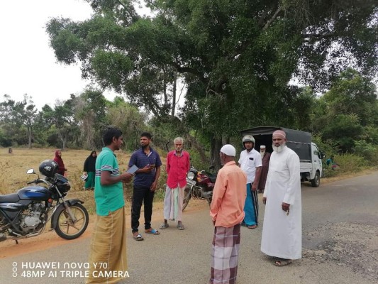 இரவோடு இரவாக விகாரை அமைக்க மக்களின் காணி துப்புரவு! திருகோணமலையில் பதற்ற நிலை 