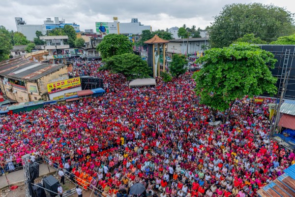 செப்டெம்பர் 22 இல் அரியணை ஏறுவோம்- பரப்புரைக் கூட்டத்தில் அநுர நம்பிக்கையுடன் தெரிவிப்பு! 