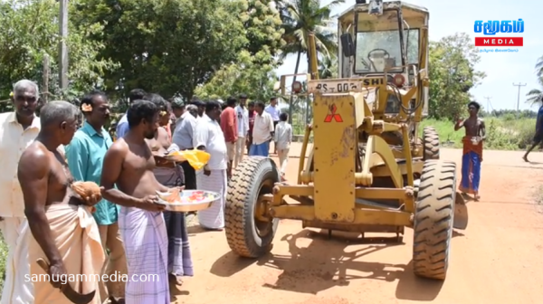 கிளிநொச்சி கண்ணகைபுரம் வீதி புனரமைப்பு பணிகள் ஆரம்பம்..! 