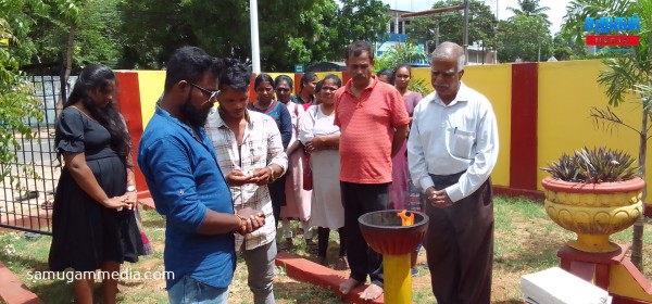 உரும்பிராயில் பொன்.சிவகுமாருக்கு சுடரேற்றி  தமிழ் பொது வேட்பாளர் பரப்புரை முன்னெடுப்பு..! 