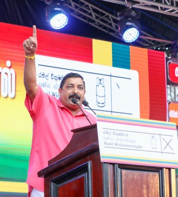 மலையக மக்களின் முழுமையான ஆதரவு ரணிலுக்கே! - பதுளை பிரசாரத்தில் வடிவேல் சுரேஷ் 