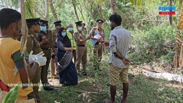 தென்னைமரத் தோட்டமொன்றிலிருந்து ஆணொருவரின் சடலம் மீட்பு..! 