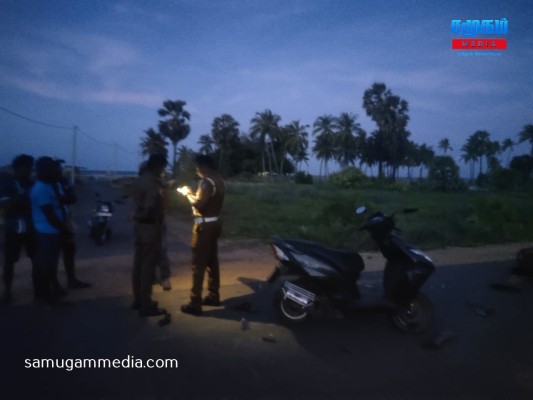 யாழில் நேருக்கு நேர் மோதி விபத்துக்குள்ளான மோட்டார் சைக்கிள்கள்..! 