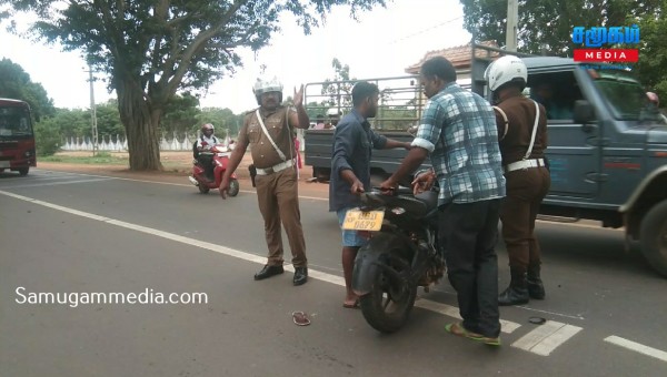 கிளிநொச்சியில்  இன்று அதிகாலை இடம்பெற்ற விபத்தில் இருவர் படுகாயம்! 