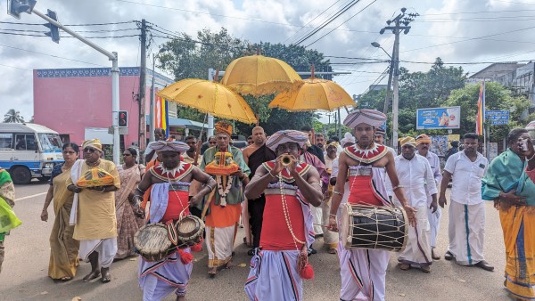 யாழ். ஸ்ரீ நாகவிகாரையின் வருடாந்த வஸ்திர தானம்..! 