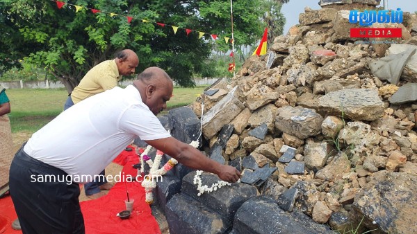 மாவீரர் வாரம் ஆரம்பம் - துயிலும் இல்லத்தில் நினைவேந்தல் நிகழ்வு 