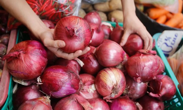 இறக்குமதி செய்யப்படும் பெரிய வெங்காயத்திற்கான வரி குறைப்பு! 