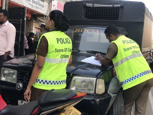 வவுனியாவில் குடும்பஸ்தர் மர்ம மரணம்; கடைத்தொகுதியில் மீட்கப்பட்ட சடலம் 