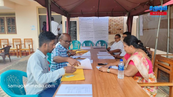 வவுனியா தெற்கு தமிழ் பிரதேச சபைக்கு தமிழரசுக் கட்சி வேட்புமனு தாக்கல்..! 