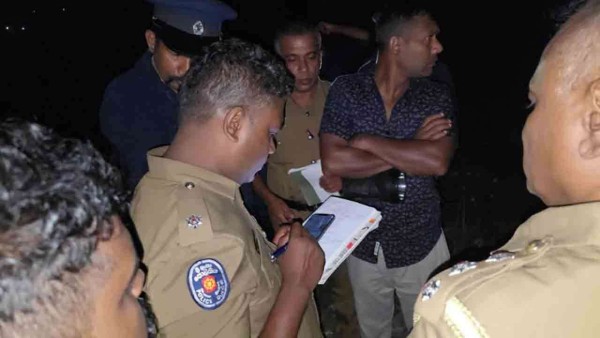 சிங்கமலை குளத்தில் தவறி விழுந்த சிறுவன் மாயம்; நண்பர்களுடன் புகைப்படம் எடுக்க சென்றபோது துயரம் 