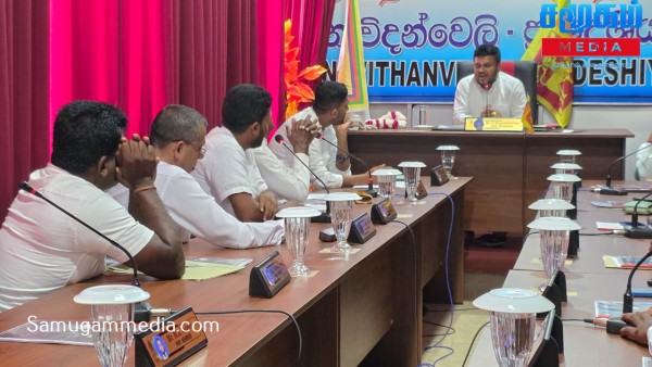 இனவாதத்தை தோற்றுவிக்கும் அரசியை ஏற்றுக்கொள்ள மாட்டோம் - நாவிதன்வெளி பிரதேசசபைத் தவிசாளர்! 