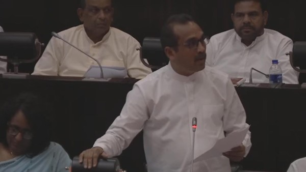 யாழ் விமான நிலையத்தை வினைதிறனாக முயற்சி; மேலதிக காணிகளையும் சுவீகரிக்க திட்டம்? சபையில் அமைச்சர் வெளிப்படை 