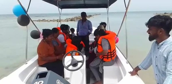 3 மில்லியன் பெறுமதியில்   படகு சவாரி மையம்; சுற்றுலாவை மேம்படுத்த பருத்தித்துறையில் நிறுவல்! 