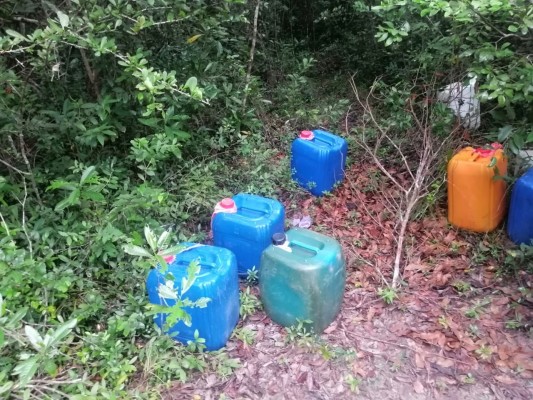 உடையார்கட்டில் சட்டவிரோத கசிப்பு உற்பத்தி சுற்றிவளைப்பு - சந்தேகநபர் தப்பியோட்டம் 