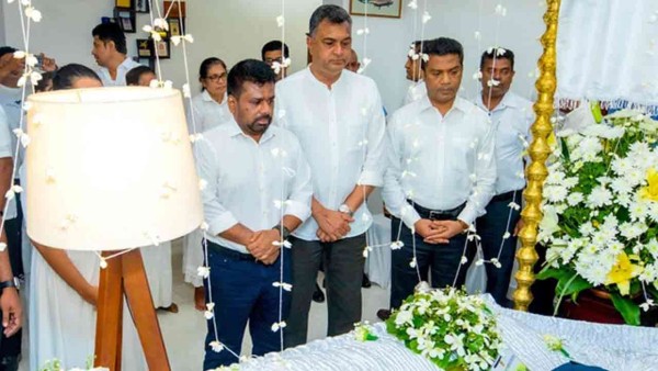 உயிரிழந்த விமானியின் பூதவுடலுக்கு ஜனாதிபதி இறுதி அஞ்சலி! 