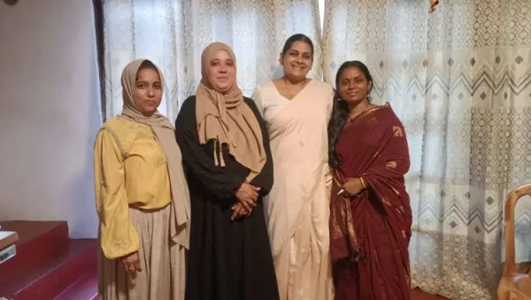 பாதீட்டுக்கு ஆதரவளித்த ஷொஹாரா புஹாரியை வீட்டுக்குச் சென்று சந்தித்த மேயர் 