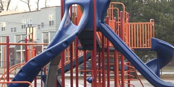 சர்வதேச பாடசாலை விளையாட்டுப் போட்டியில் பெற்றோர்–அதிபர் மோதல் 