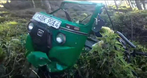 முச்சக்கர வண்டி கவிழ்ந்ததில் நால்வர் நுவரெலியா வைத்தியசாலையில்! 