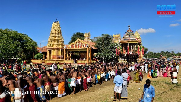 சங்கரத்தை பிட்டியம்பதி அம்பாள் இரதோற்சவம்! 