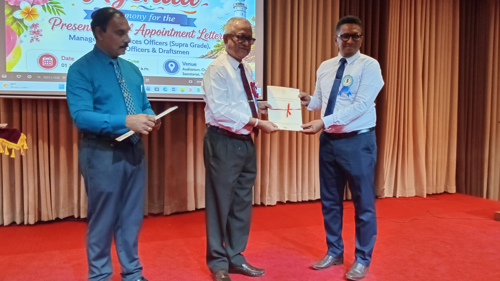 அம்மாவிற்கு, மனைவிக்கு சுகமில்லை எனக் கூறி இடமாற்றம் கேட்க முடியாது! – சீர்குலைந்த அரச சேவையை சீர்செய்ய கிழக்கு ஆளுநர் அதிரடி 2