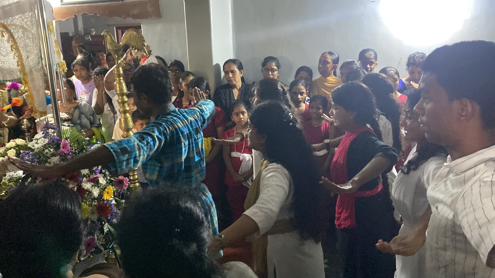ஆசானுக்கு நாட்டியமே இறுதி மரியாதை! இலங்கையில் நெகிழ்ச்சி சம்பவம் 4