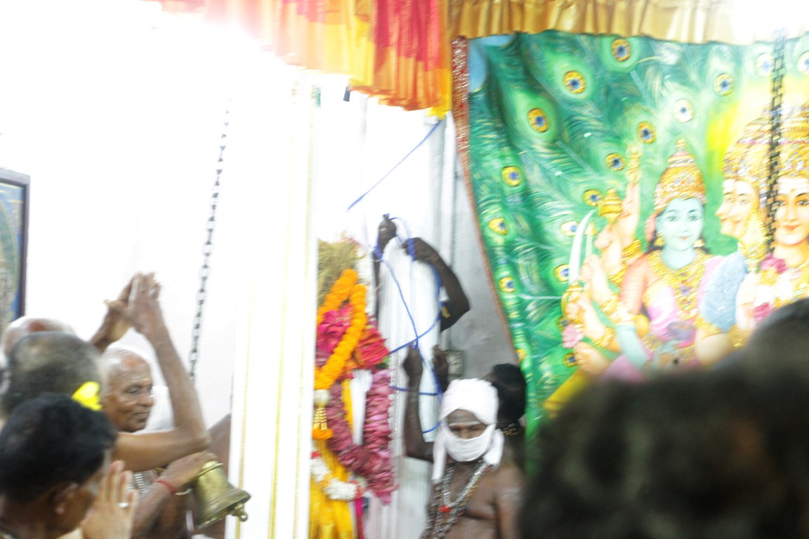 ஆயிரக்கணக்கான பக்தர்கள் புடைசூழ மண்டூர் கந்தசுவாமி ஆலய திருவிழா ஆரம்பம் 5