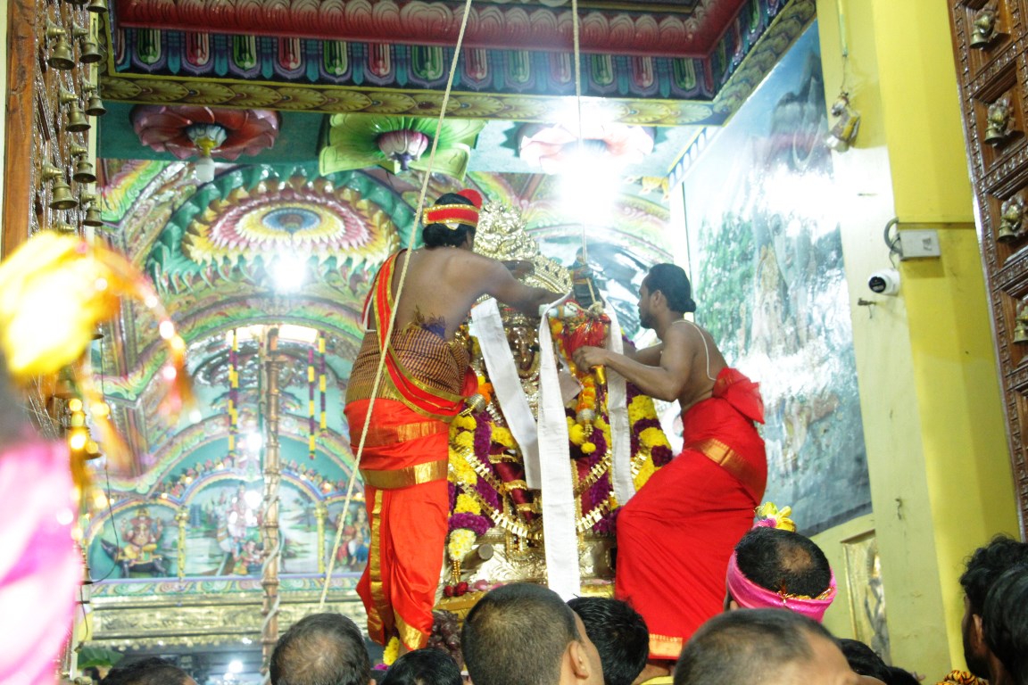 மாமாங்கேஸ்வரர் ஆலய தேர் உற்சவம் கோலாகலம்; பல்லாயிரம் பக்தர்கள் பங்கேற்பு 4